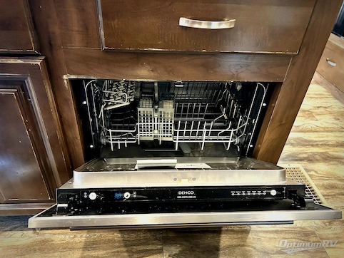 2018 Forest River Cedar Creek Champagne Edition 38ERK RV Photo 2