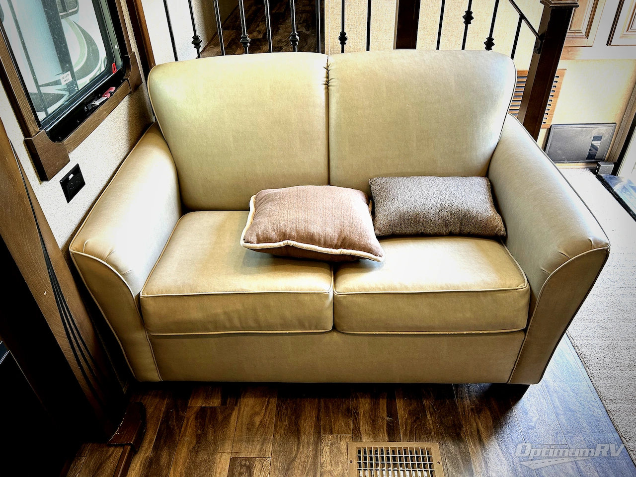 2018 Forest River Cedar Creek Champagne Edition 38ERK Photo 15