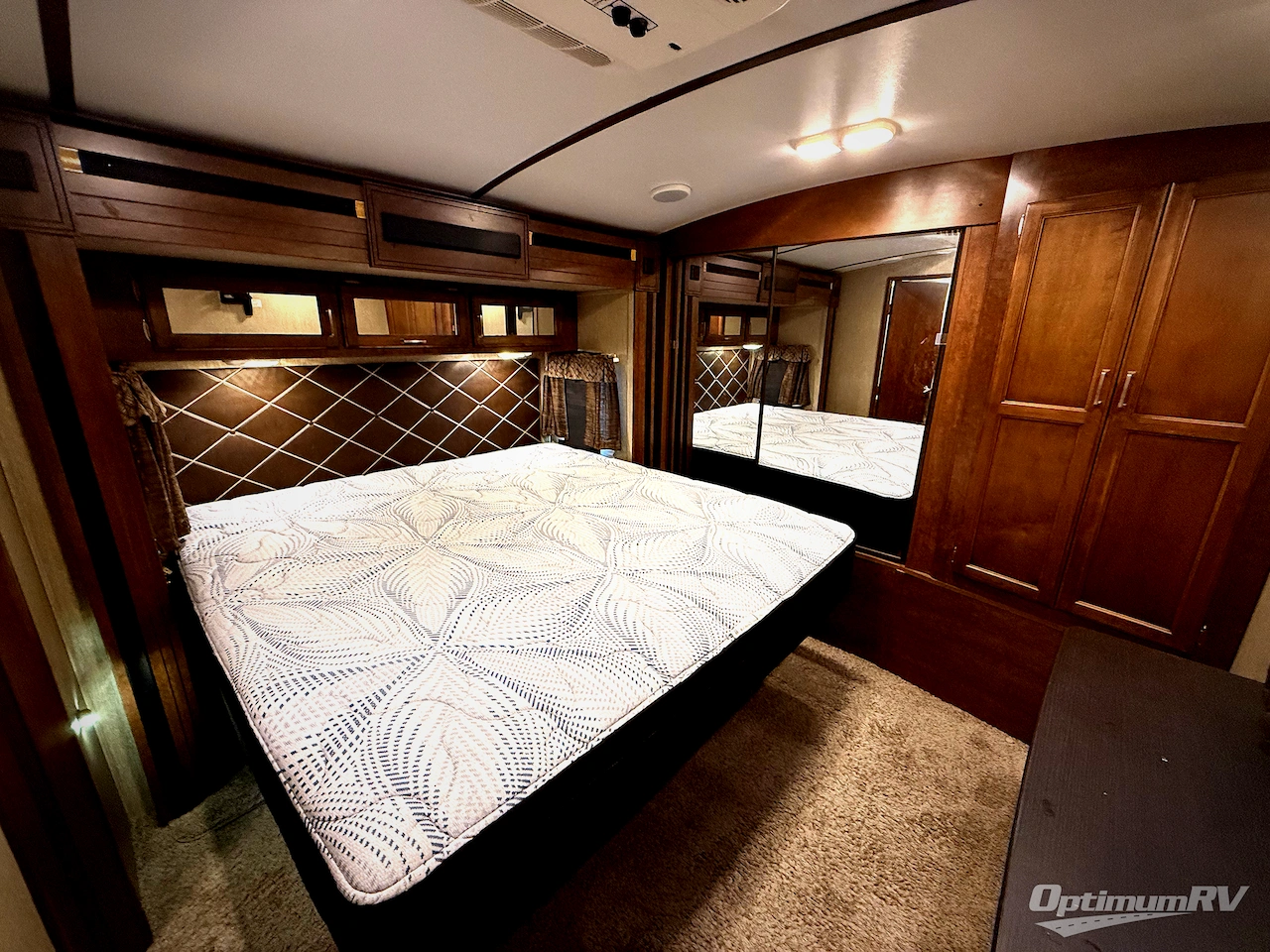 2018 Keystone Outback 330RL Photo 14