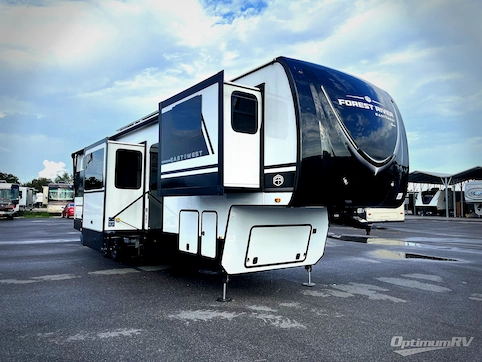 New 2025 East To West Ahara 380FL Featured Photo