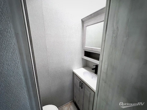 2025 East To West Ahara 380FL RV Photo 4