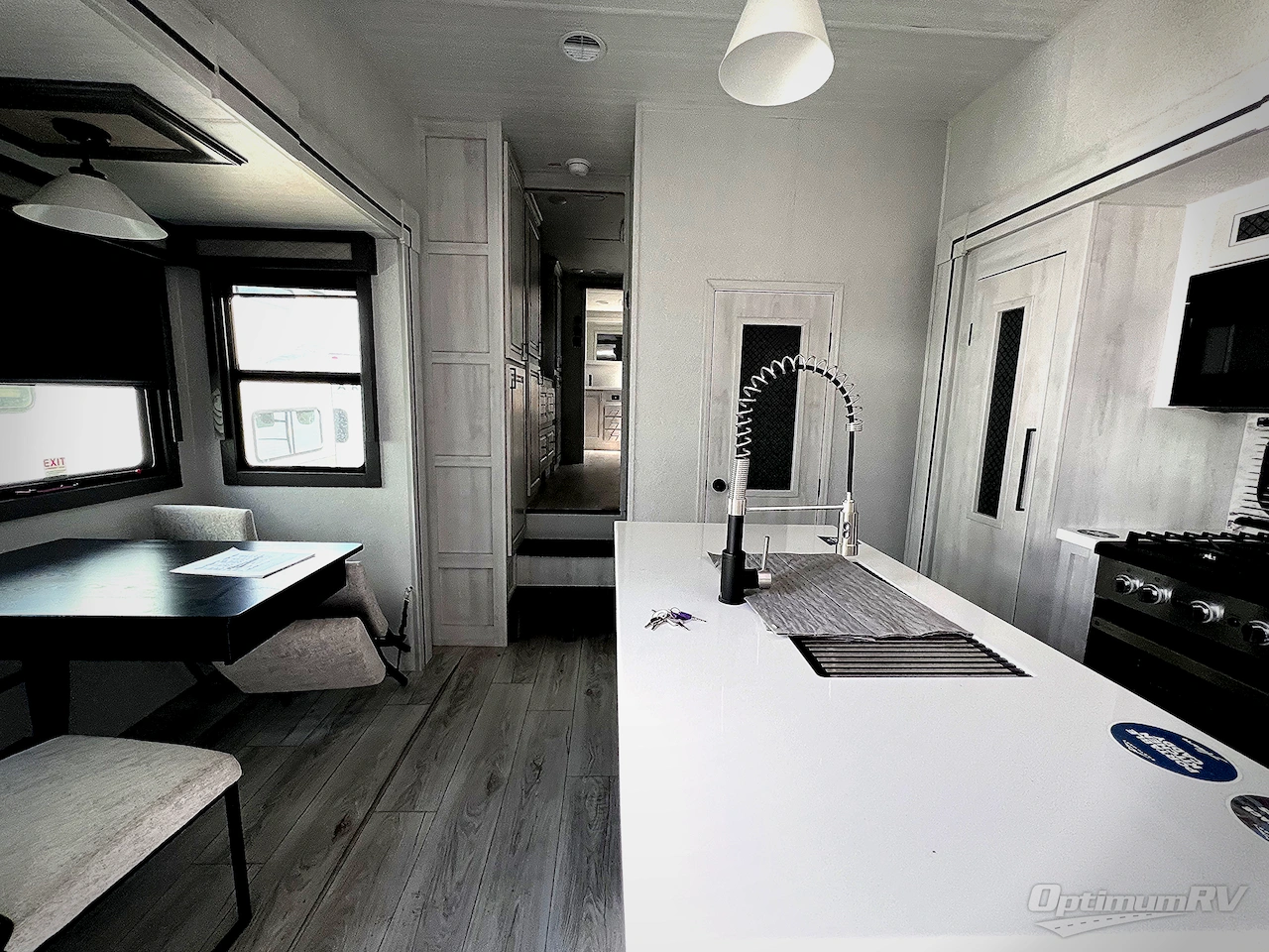 2025 East To West Ahara 380FL Photo 4