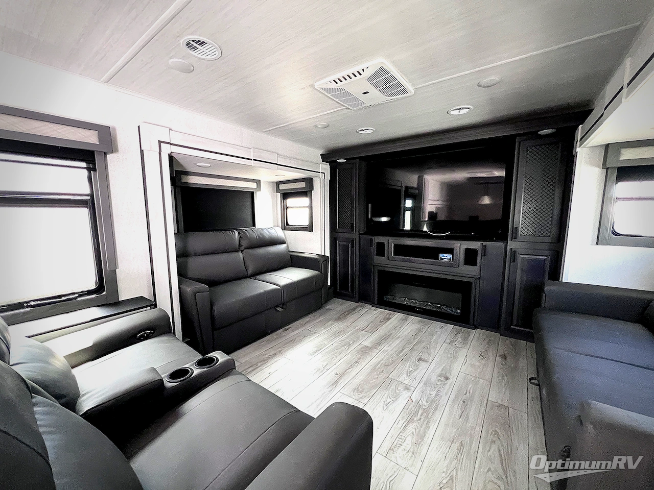 2025 East To West Ahara 380FL Photo 13