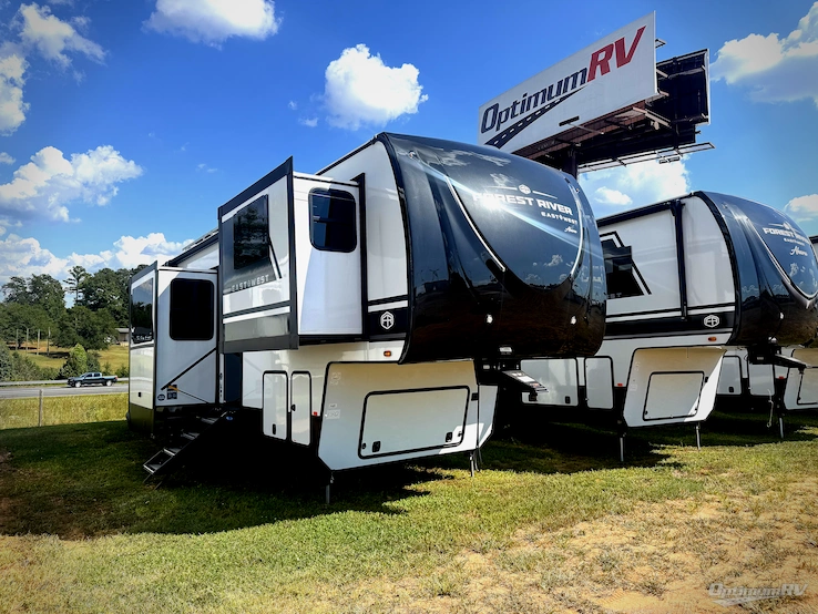 2025 East To West Ahara 380FL RV Photo 1