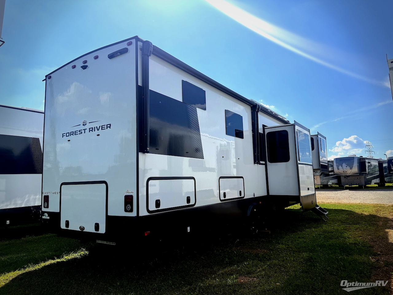 2025 East To West Ahara 380FL Photo 2