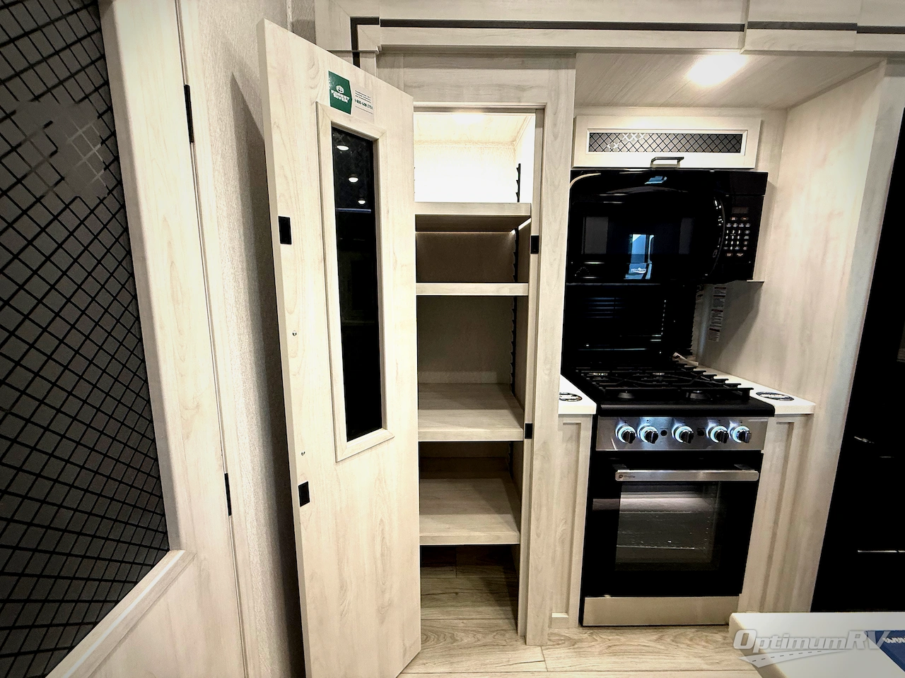 2025 East To West Ahara 380FL Photo 9