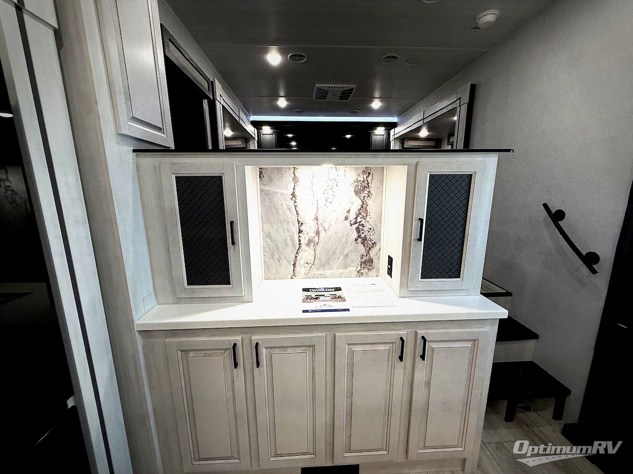 2025 East To West Ahara 380FL Photo 11