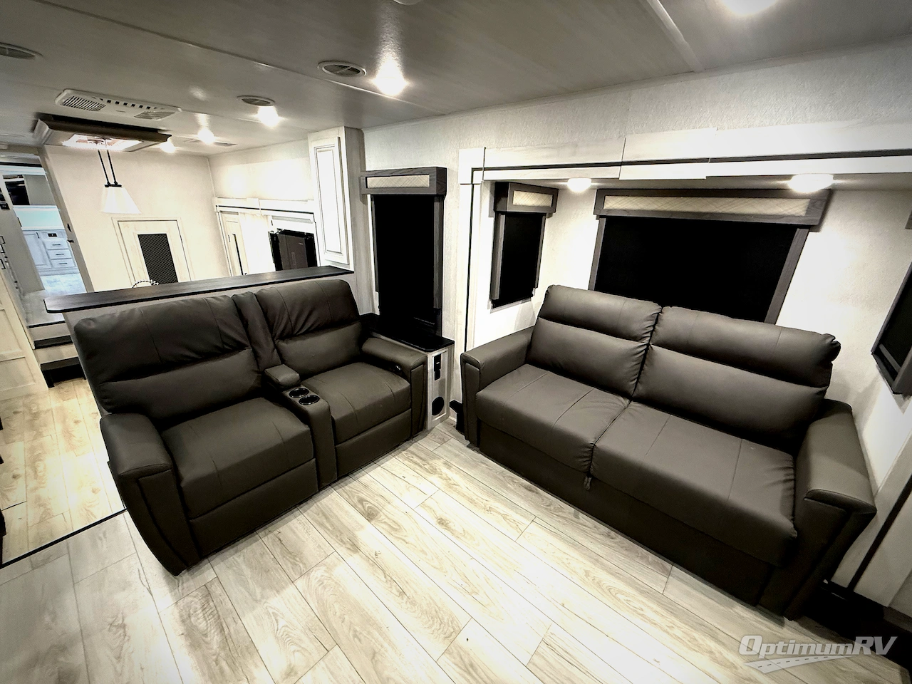 2025 East To West Ahara 380FL Photo 13