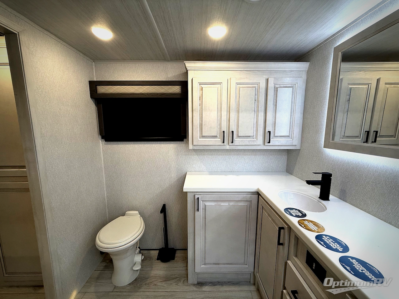 2025 East To West Ahara 380FL Photo 19