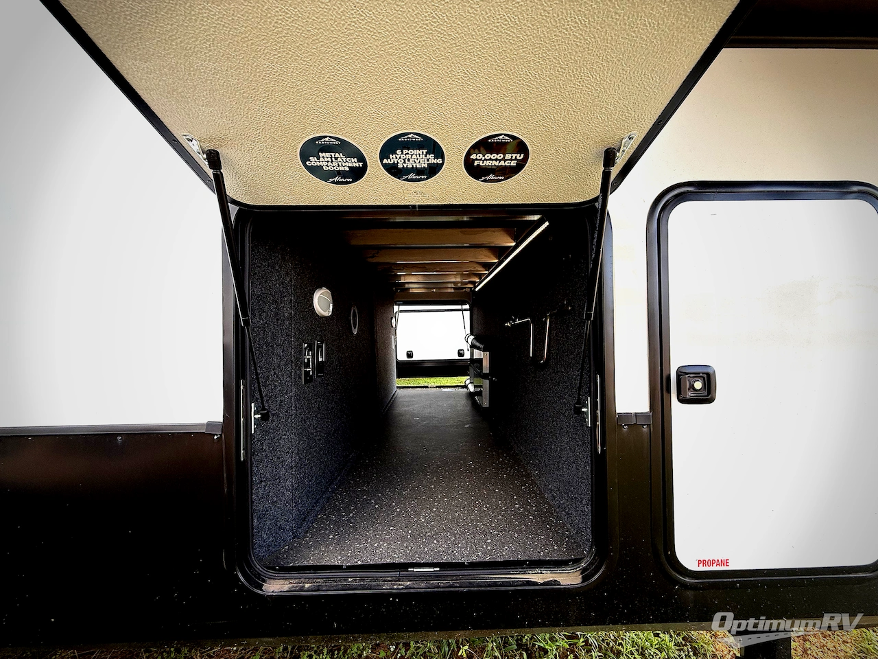 2025 East To West Ahara 380FL Photo 22