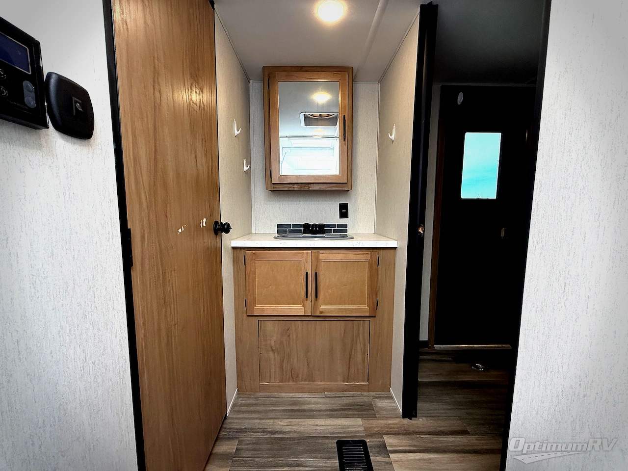 2023 Forest River Cherokee Grey Wolf 29RRT Photo 15