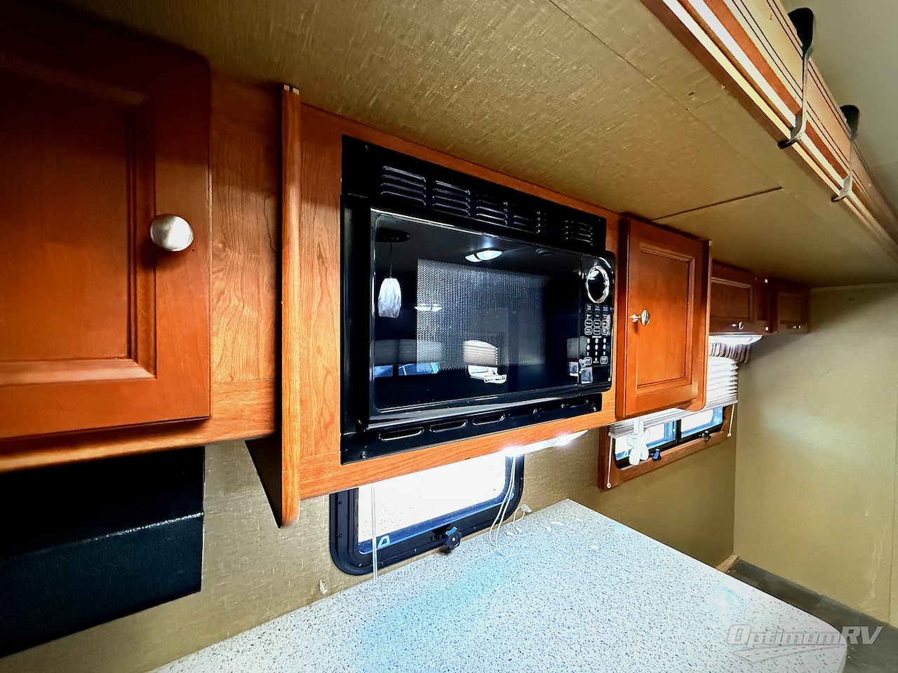 2013 Dutchmen Coleman CTU 297RE Photo 15