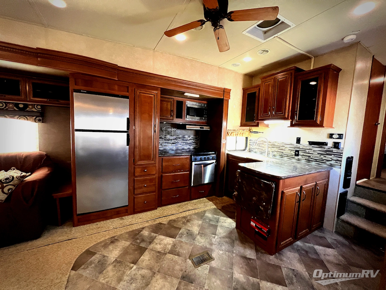 2015 Forest River Sandpiper 346RETS Photo 9