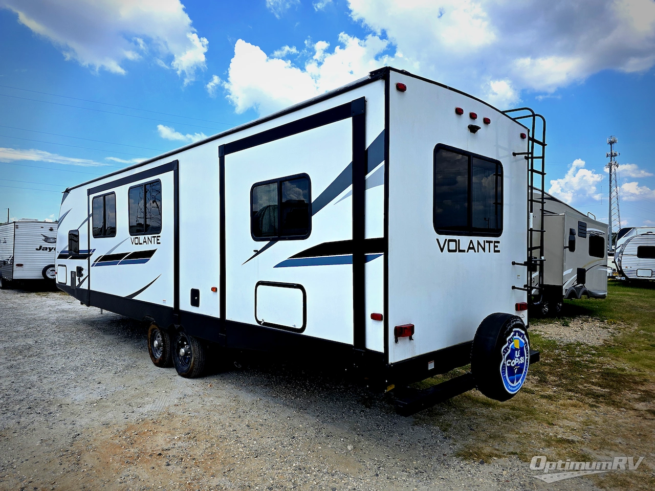 2022 CrossRoads Volante 32FB Photo 3