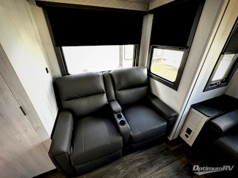 2026 East To West Ahara 383UR RV Photo 3