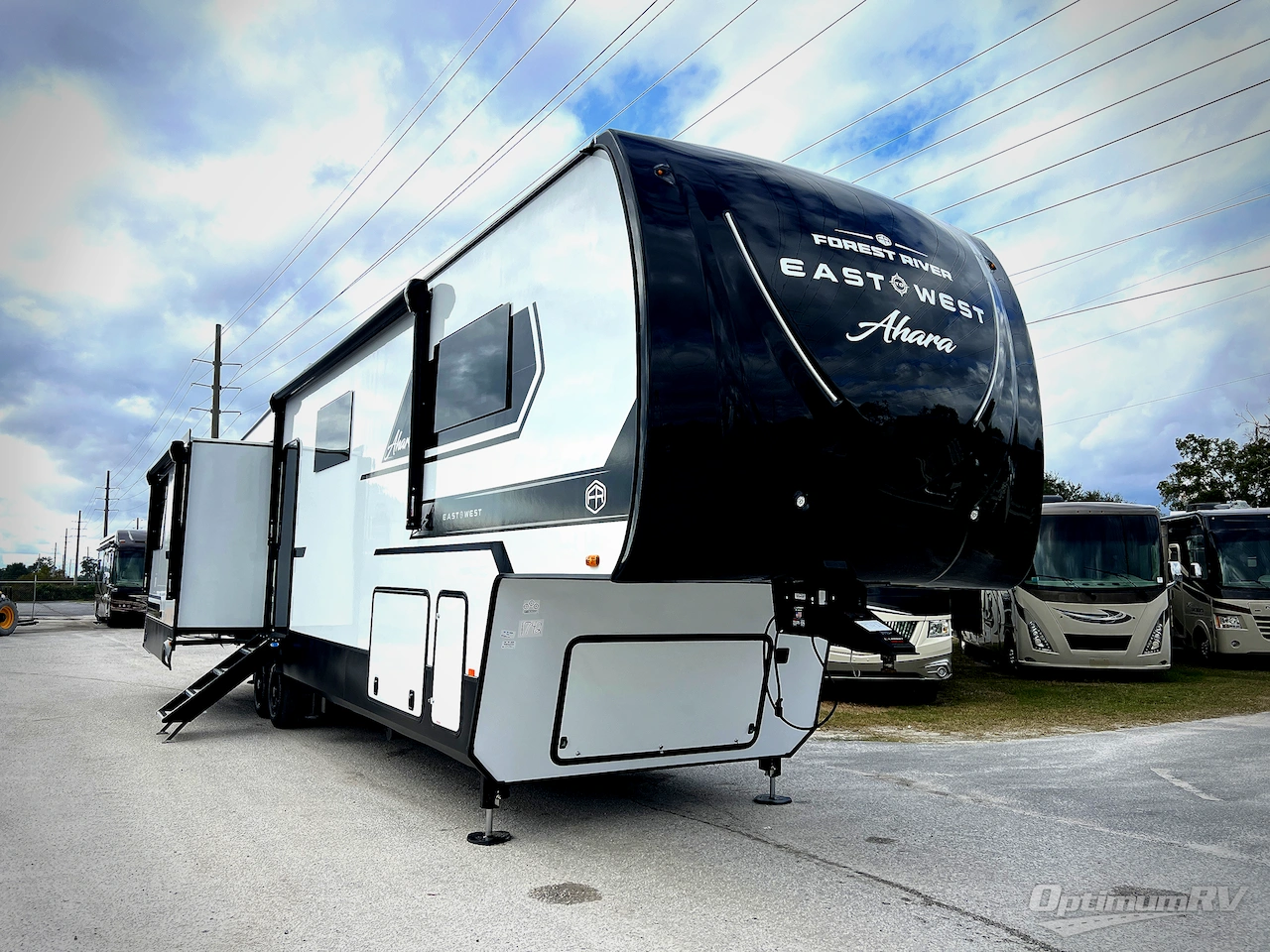 2026 East To West Ahara 383UR Photo 1