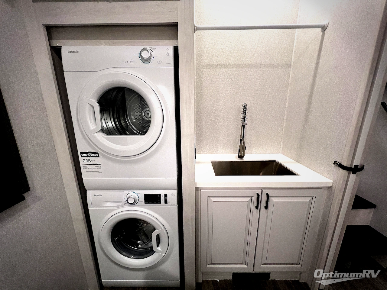 2026 East To West Ahara 383UR Photo 37