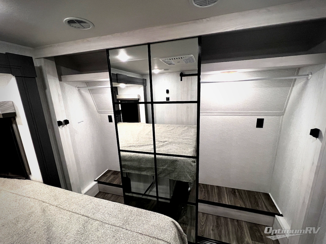 2026 East To West Ahara 383UR Photo 57