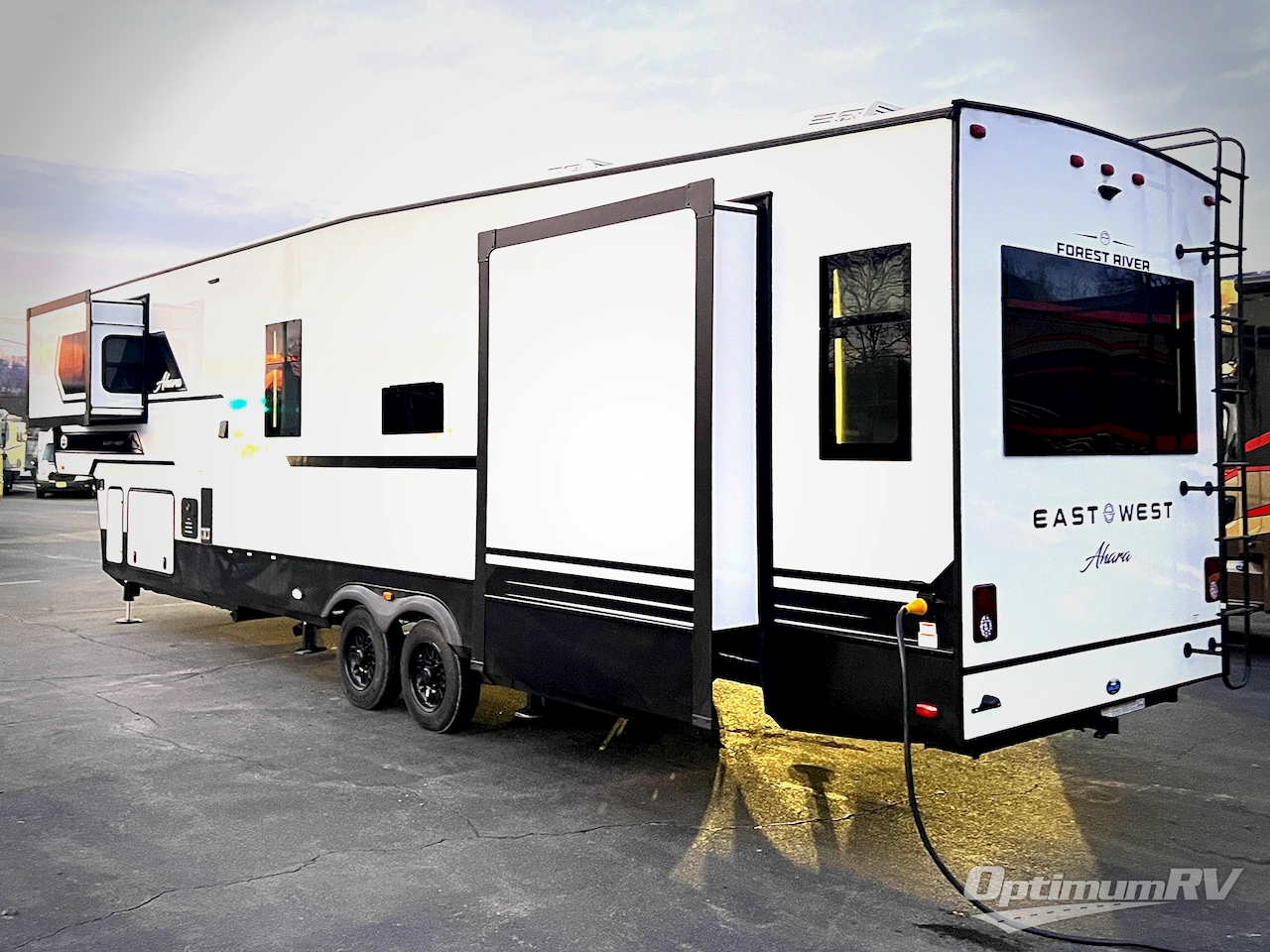 2026 East To West Ahara 383UR Photo 3