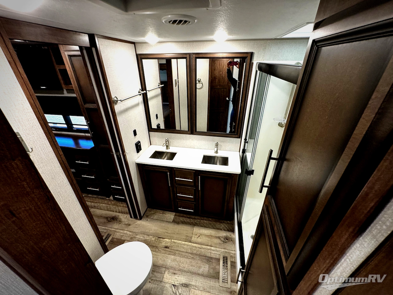 2021 KZ Durango Gold G383RLQ Photo 22