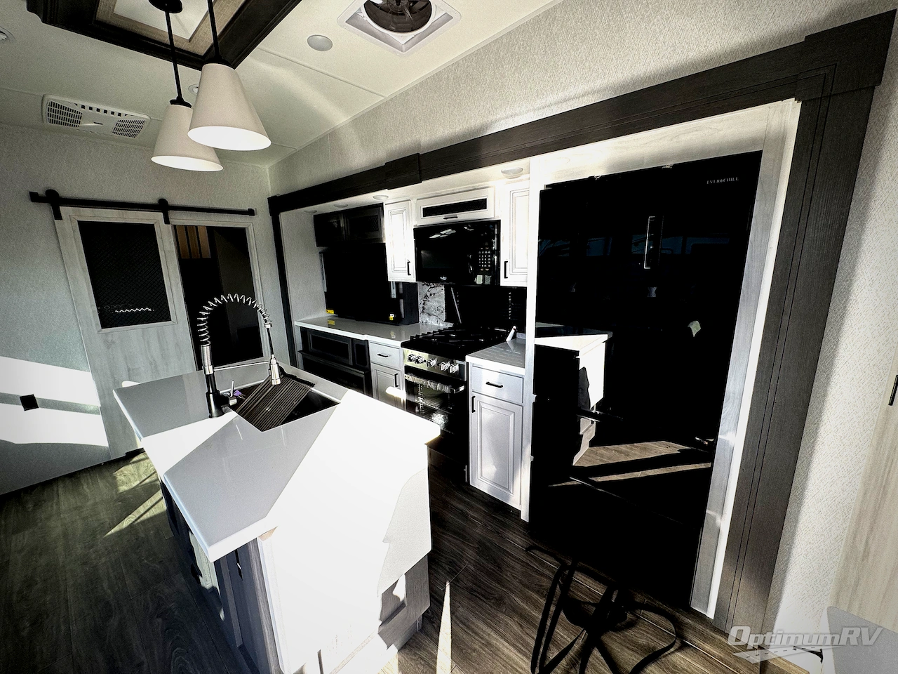 2026 East To West Ahara 378BH-OK Photo 5