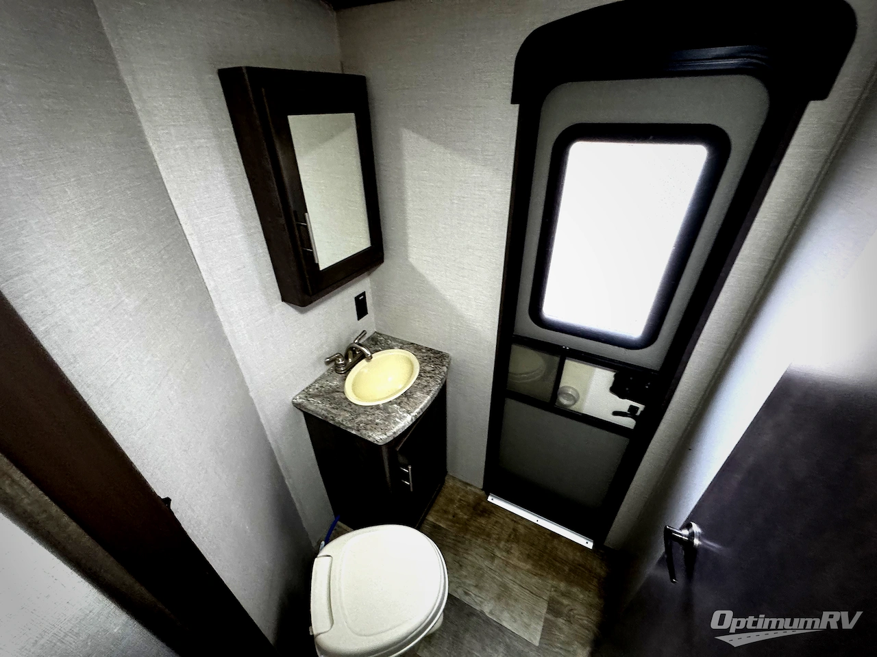 2018 CrossRoads Sunset Trail Super Lite SS331BH Photo 12