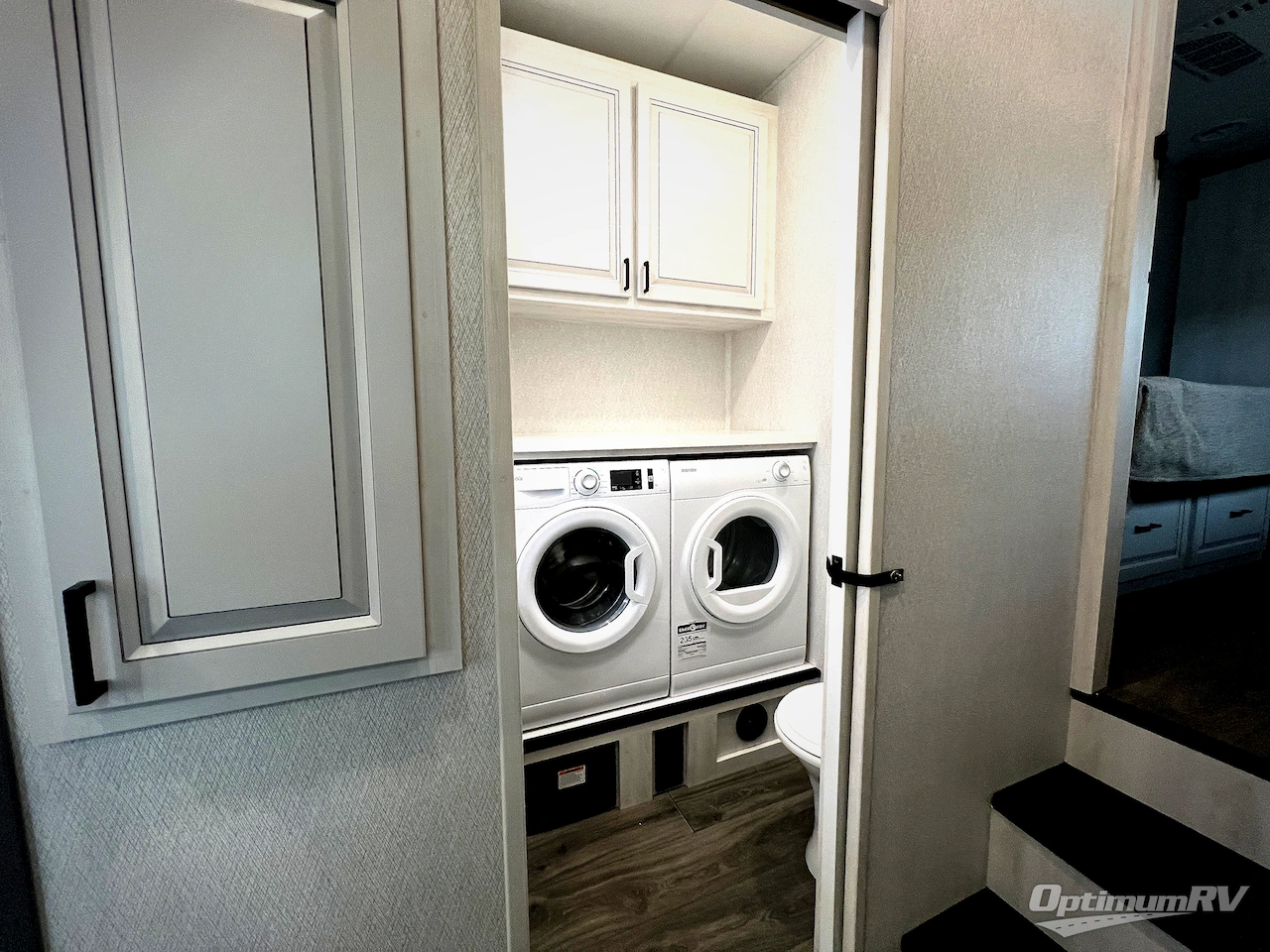 2026 East To West Ahara 395FB Photo 18