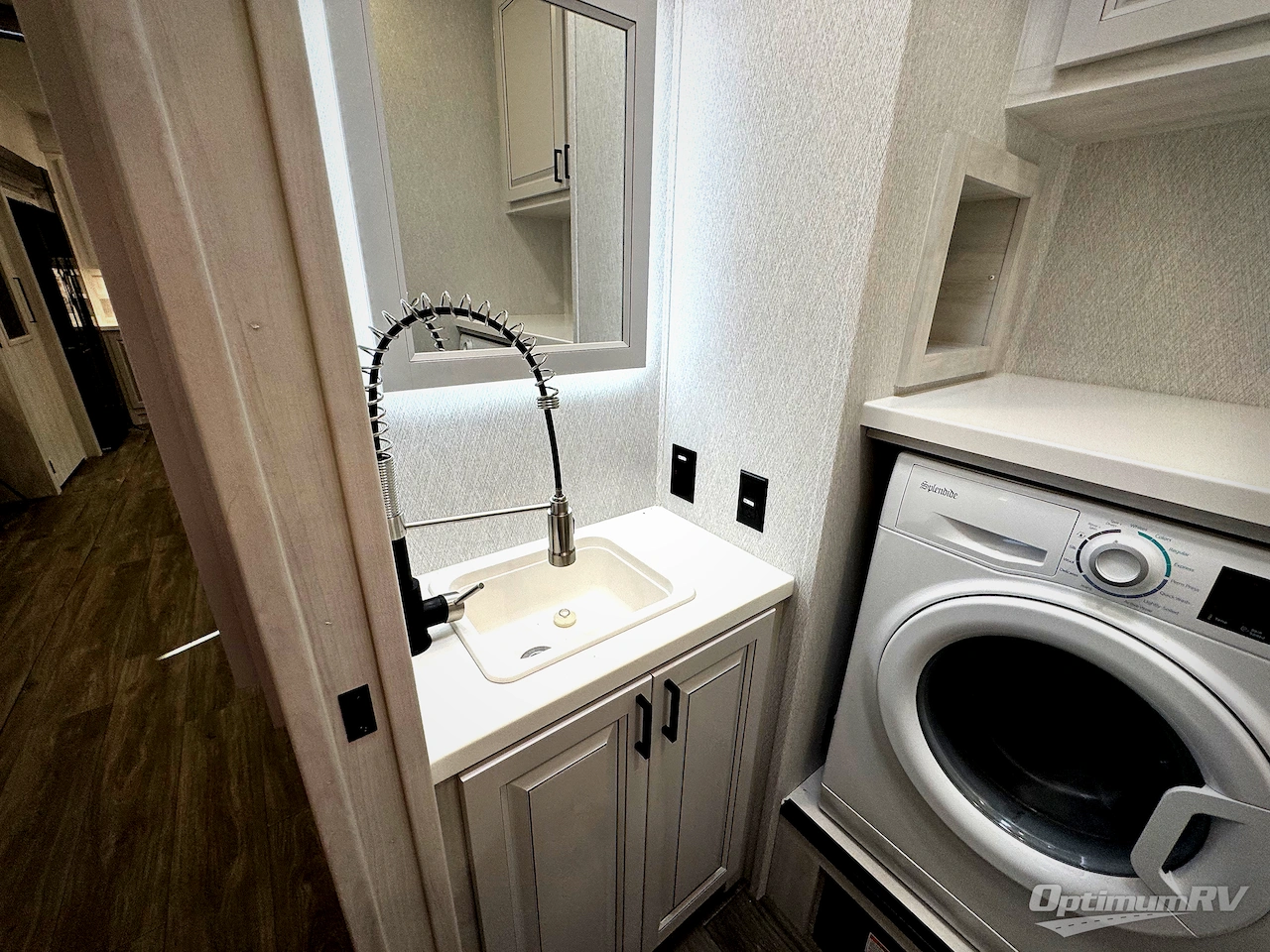 2026 East To West Ahara 395FB Photo 16