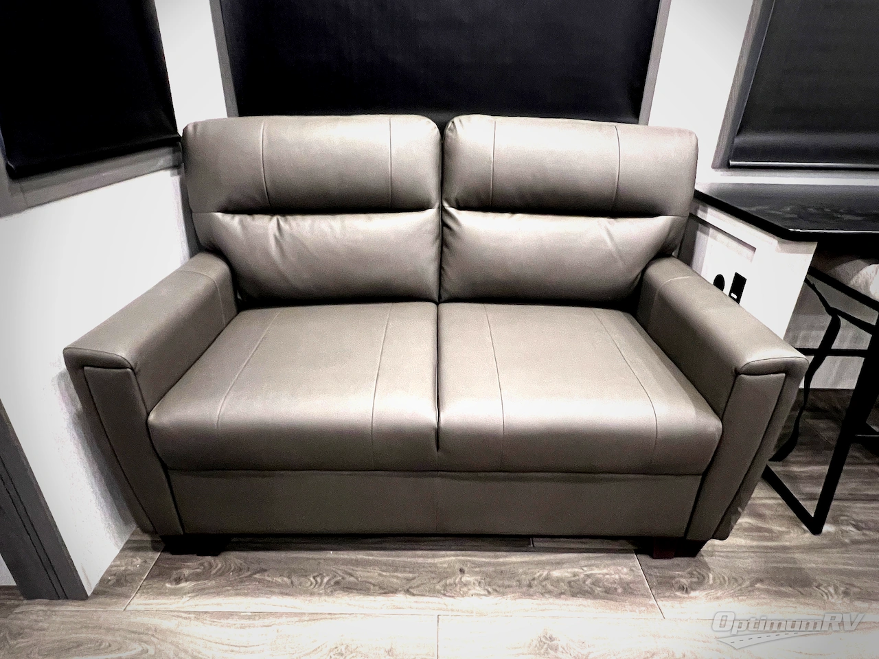 2026 East To West Ahara 395FB Photo 43