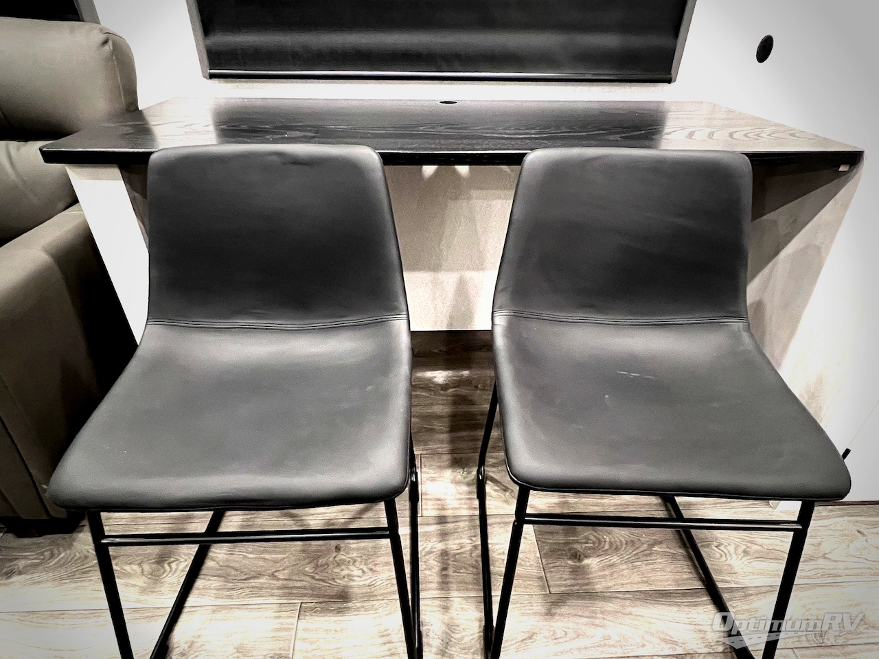 2026 East To West Ahara 395FB Photo 7