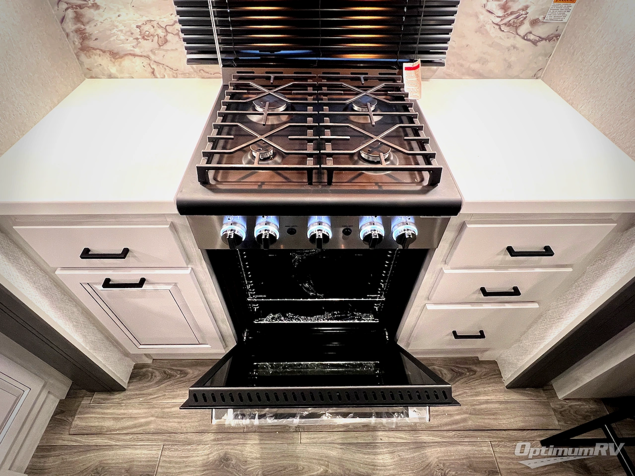 2026 East To West Ahara 395FB Photo 28