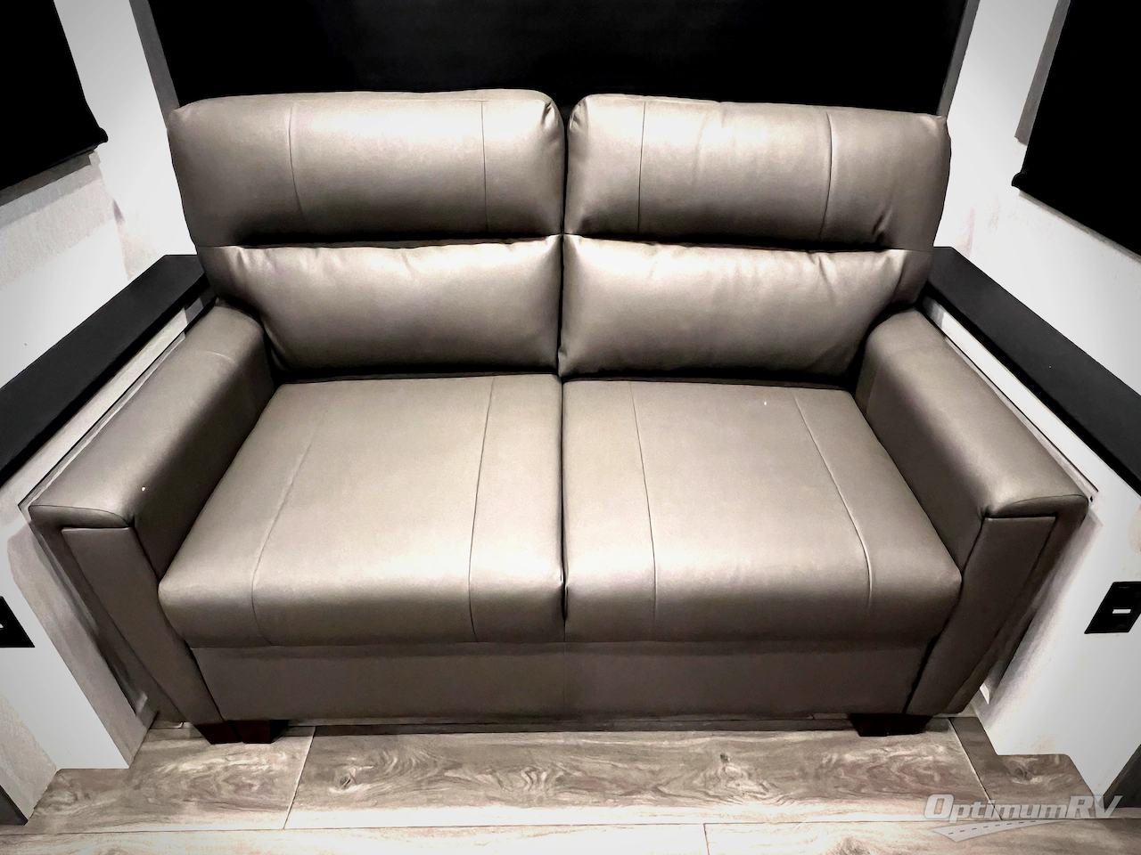 2026 East To West Ahara 395FB Photo 40