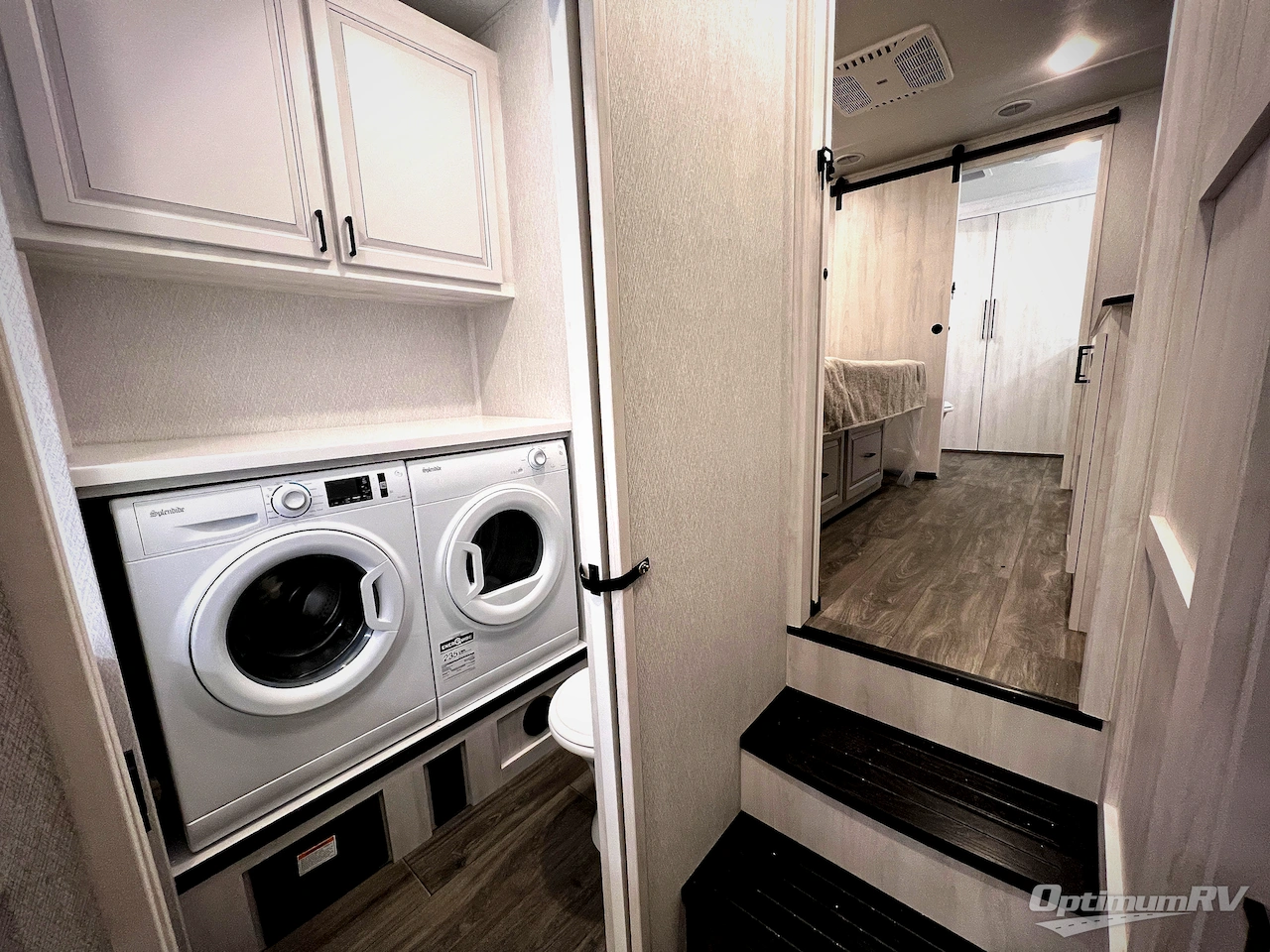 2026 East To West Ahara 395FB Photo 51