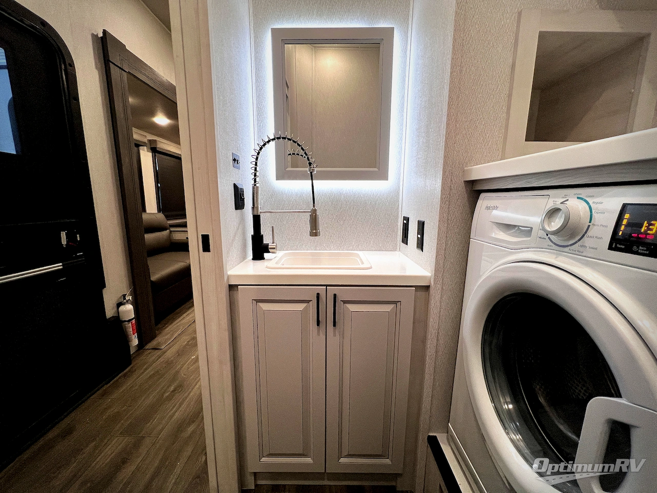 2026 East To West Ahara 395FB Photo 53