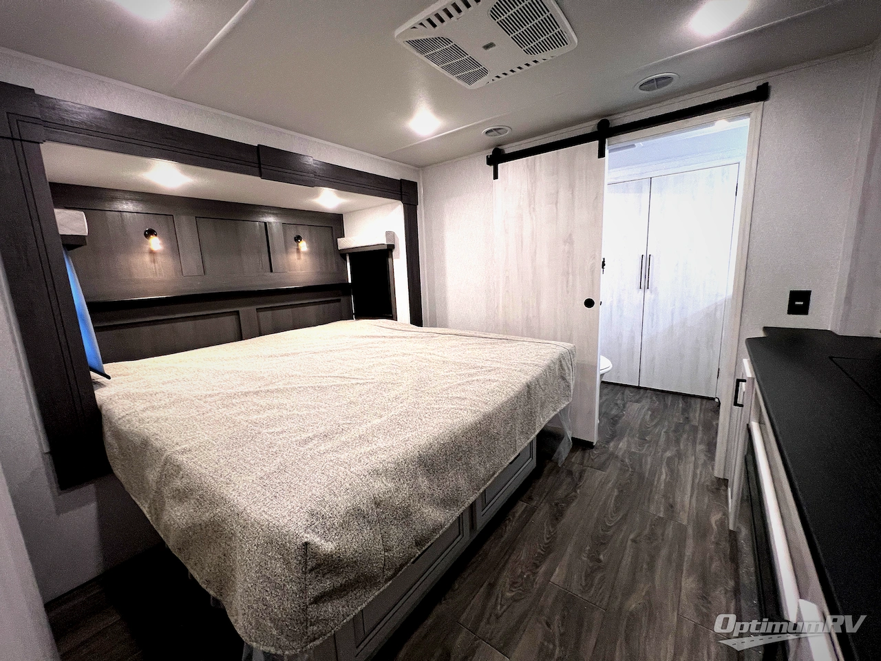 2026 East To West Ahara 395FB Photo 60