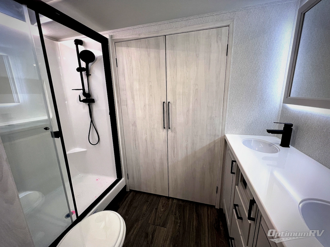 2026 East To West Ahara 395FB Photo 68