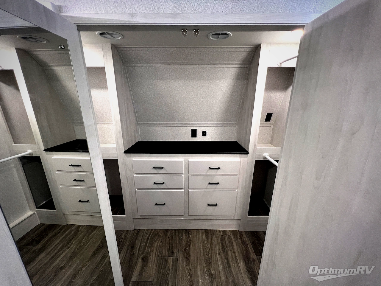 2026 East To West Ahara 395FB Photo 75