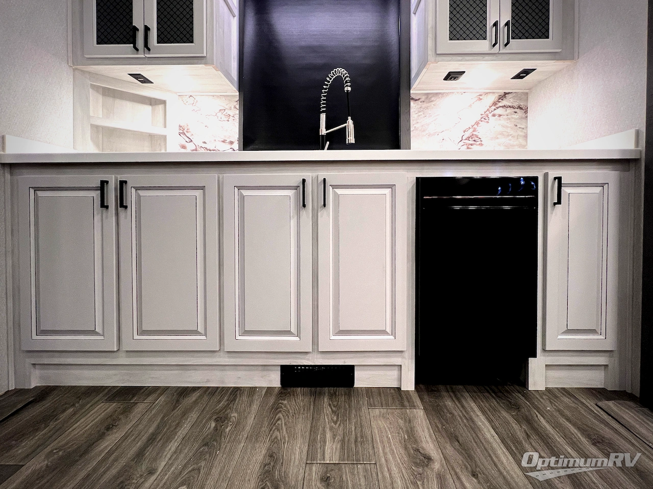 2026 East To West Ahara 395FB Photo 16