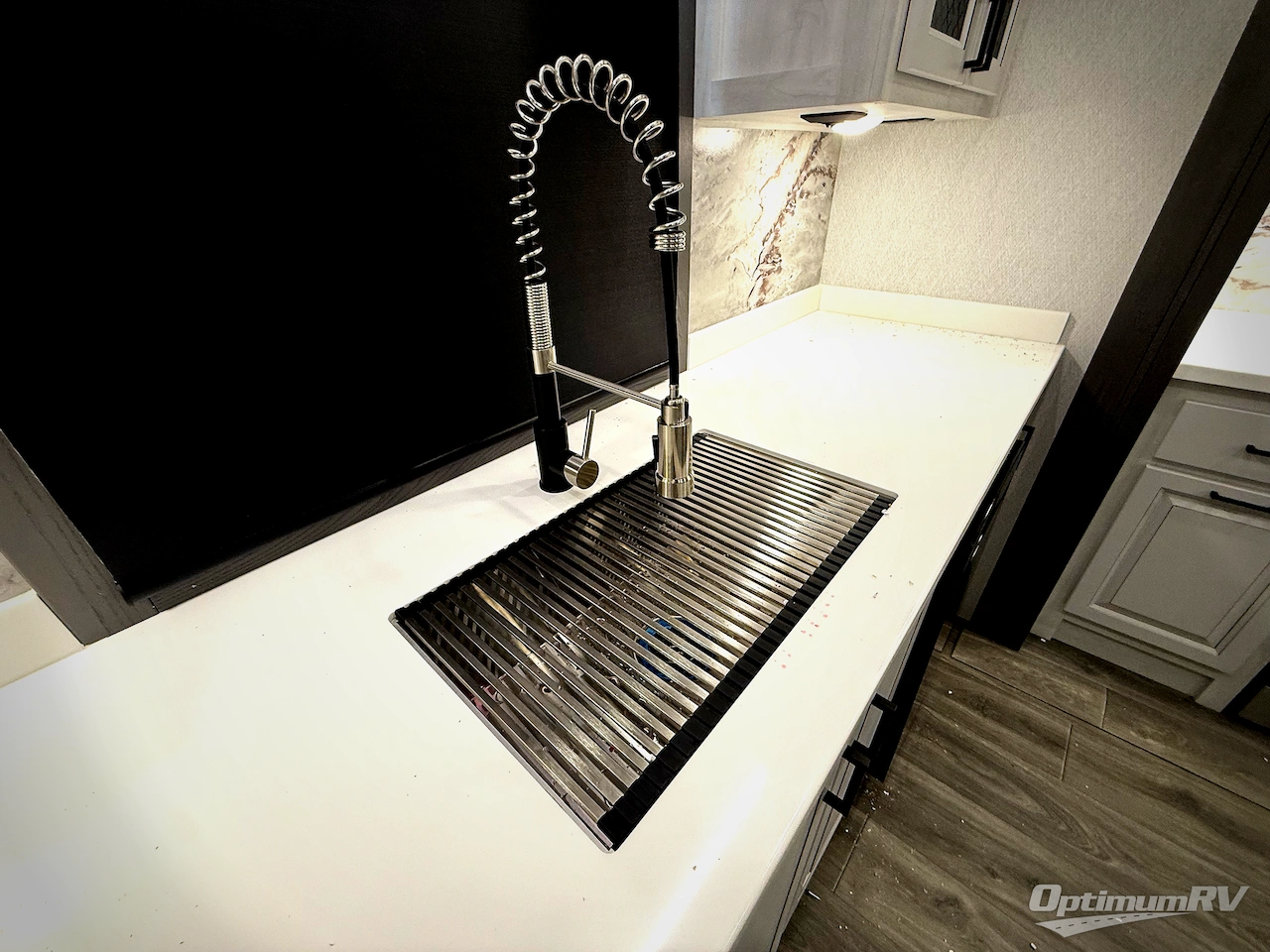 2026 East To West Ahara 395FB Photo 13