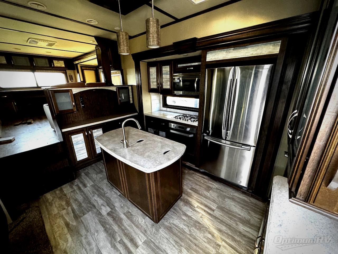 2019 Grand Design Solitude 375RES Photo 3