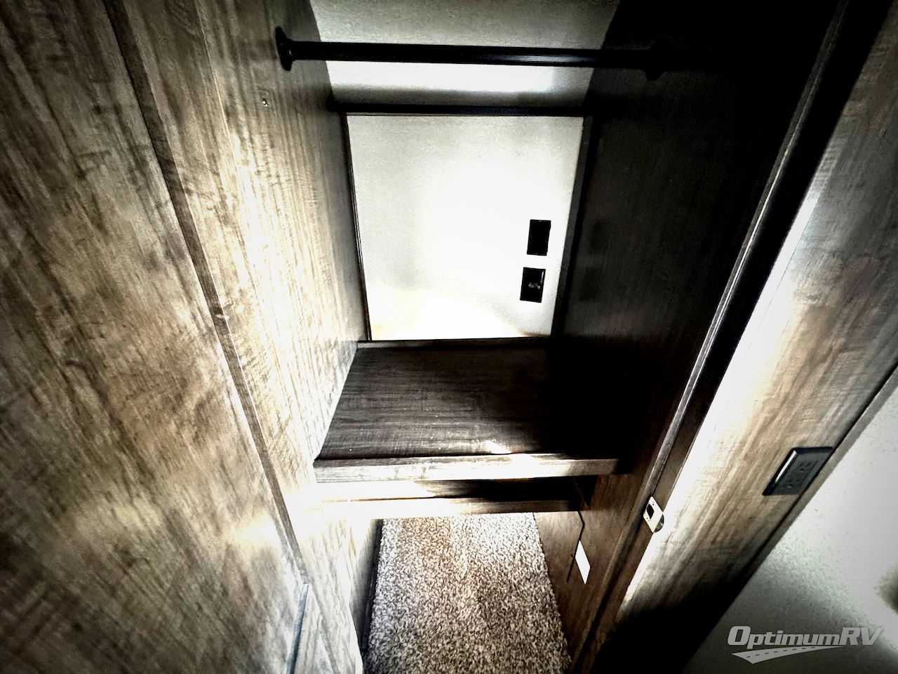 2019 Grand Design Solitude 375RES Photo 17