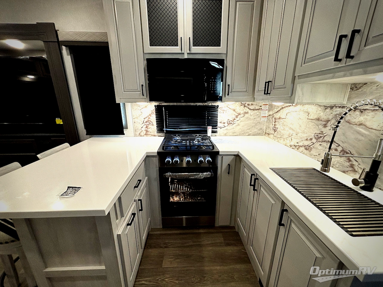 2026 East To West Ahara 297MK Photo 14