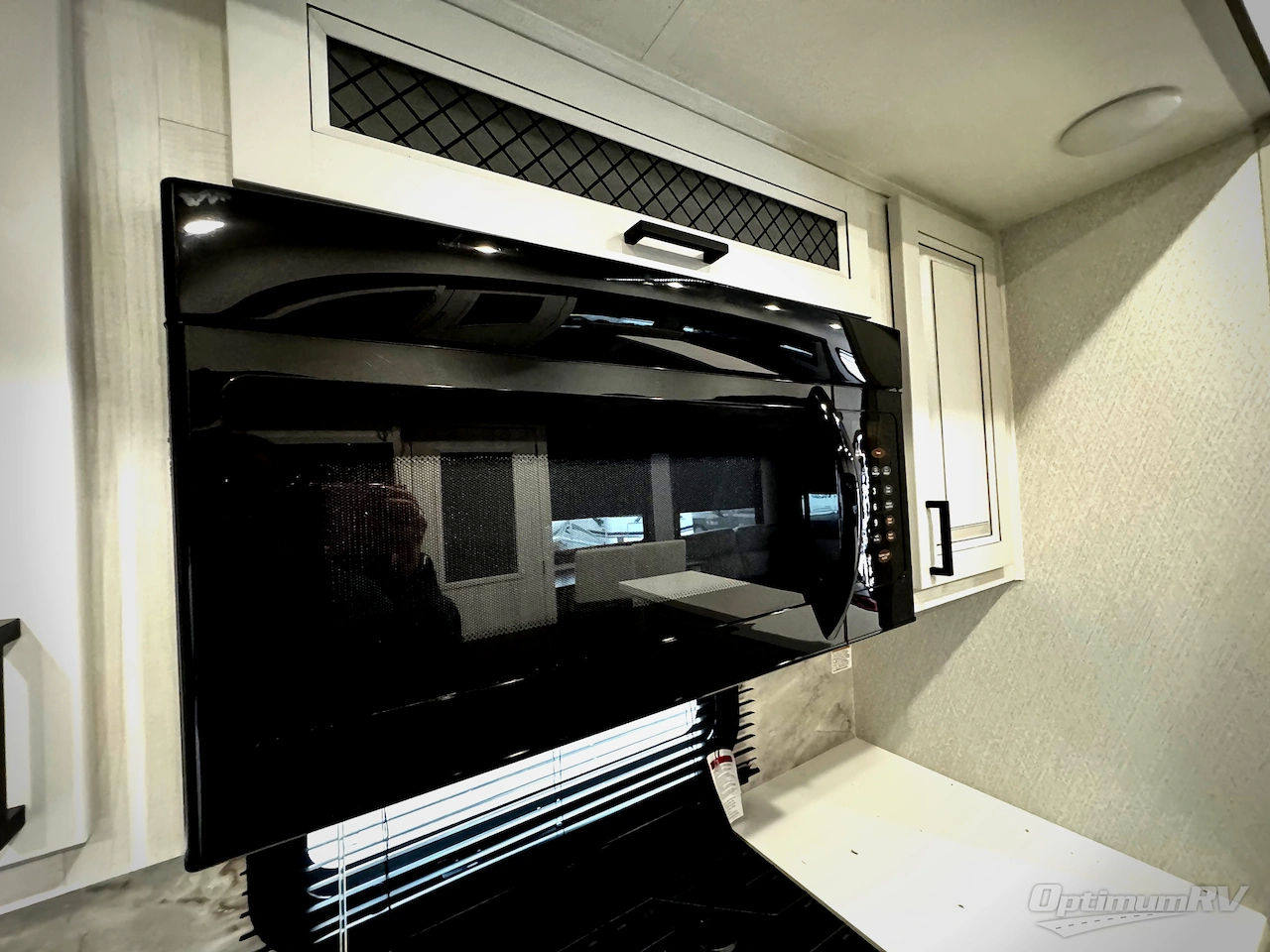 2026 East To West Ahara 395FB Photo 14