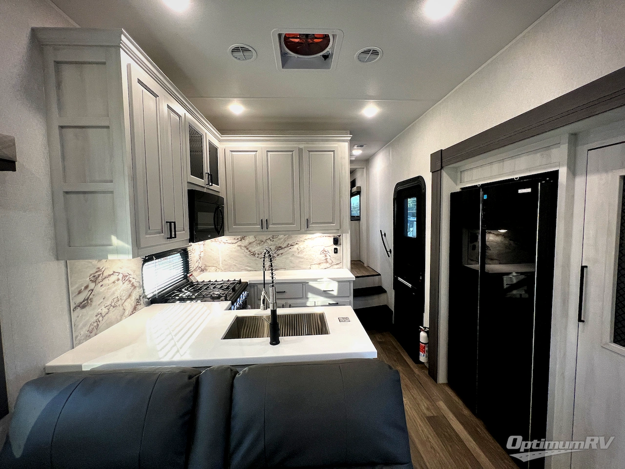 2026 East To West Ahara 385DS Photo 10