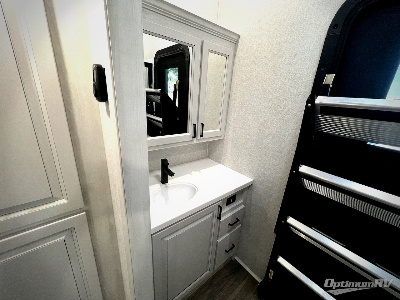 2026 East To West Ahara 385DS Photo 23