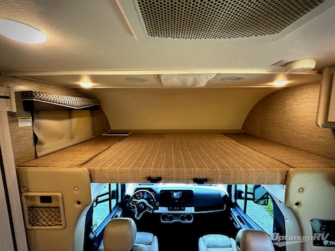 2023 Thor Four Winds 24LT RV Photo 3