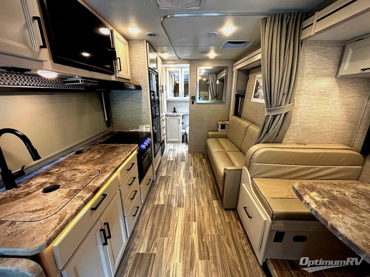 2023 Thor Four Winds 24LT Photo 4