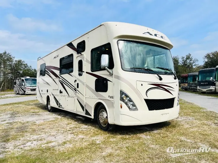 2018 Thor ACE 30.4 RV Photo 1