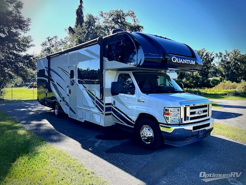 Used 2021 Thor Quantum LF31 Featured Photo