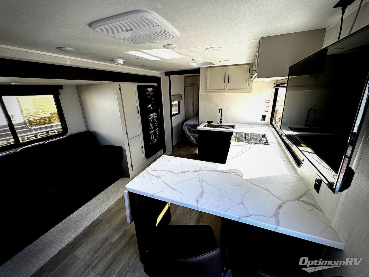 2026 Prime Time Avenger 25MKO Photo 8